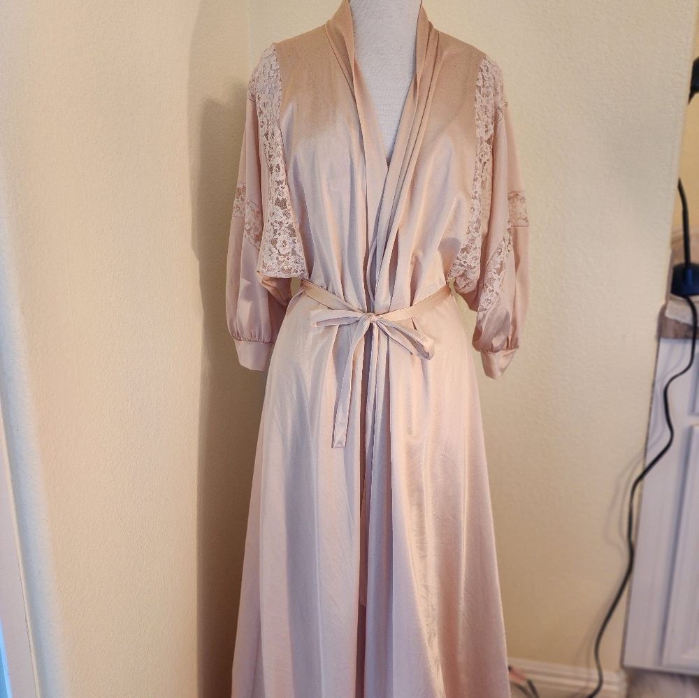 Vintage Olga Peignoir Gown and Matching Robe
